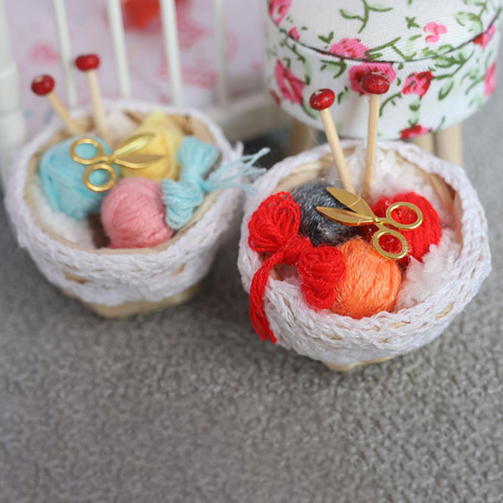 Ornament Ball Set - Set Bola Benang Miniatur Kecil, Mainan